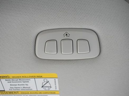 Used 2025 Ford Expedition Platinum w/ Platinum Ultimate Package AWD/4WD image 40