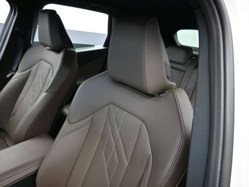 Used 2025 BMW X3 xDrive30i w/ M Sport Package image 17