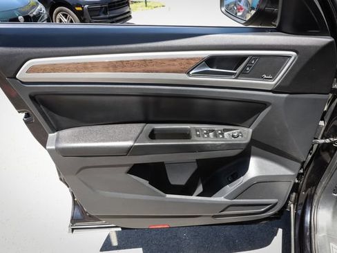 Used 2018 Volkswagen Atlas SEL Premium AWD/4WD image 51