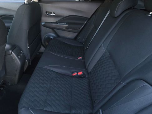 Used 2021 Nissan Kicks SV FWD image 13