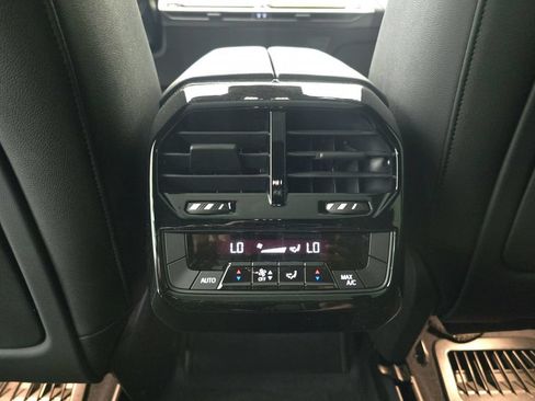 Certified 2024 BMW iX xDrive50 w/ Sport Package AWD/4WD image 25