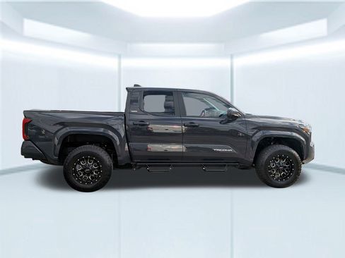 Used 2024 Toyota Tacoma SR5 image 8