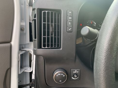 Used 2025 GMC Savana 2500 w/ Driver Convenience Package RWD image 16