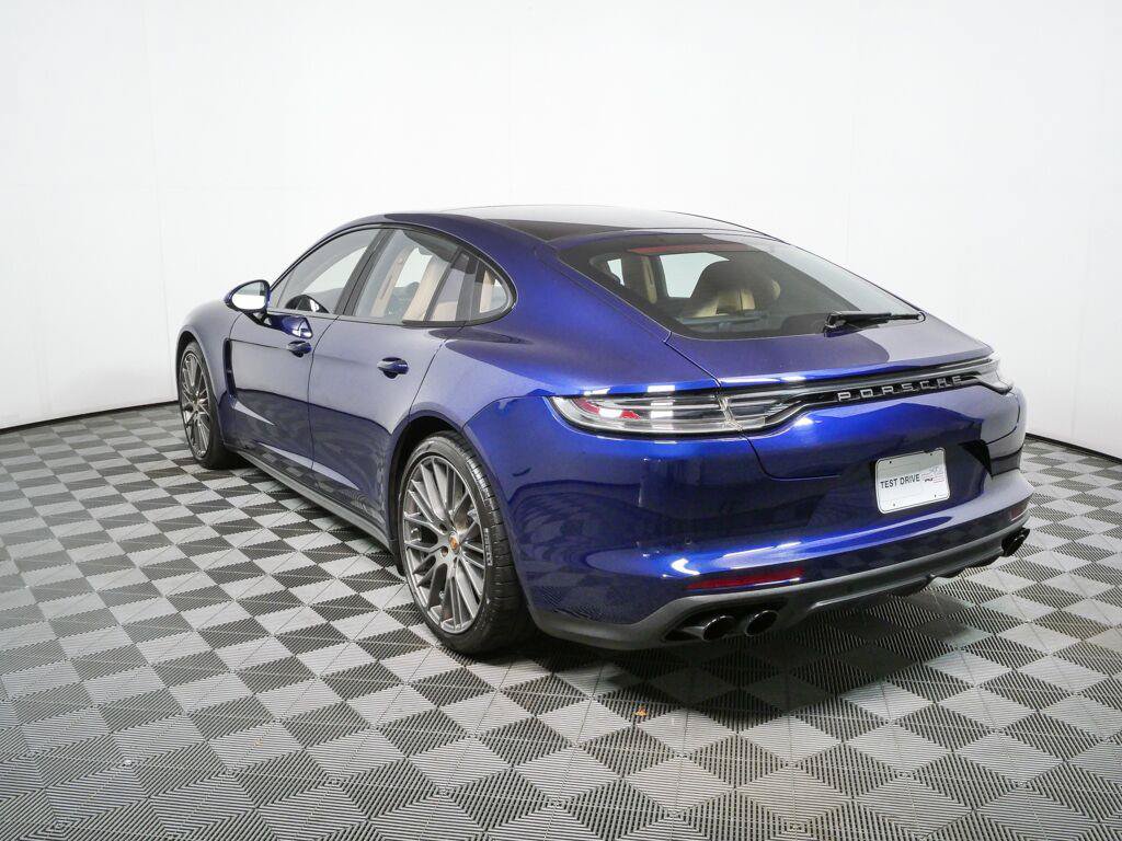 Certified 2023 Porsche Panamera Platinum Edition RWD image 3