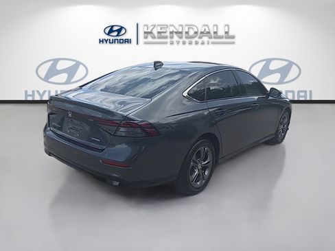 Used 2024 Honda Accord EX-L image 6