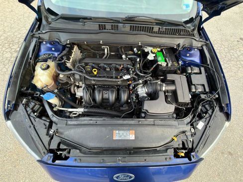 Used 2015 Ford Fusion SE FWD image 23