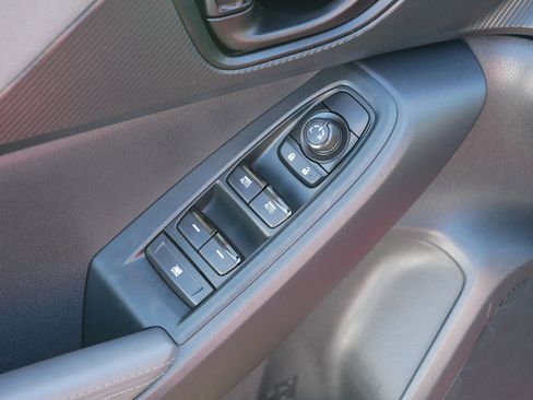 Used 2024 Subaru Crosstrek 2.0i Premium image 19