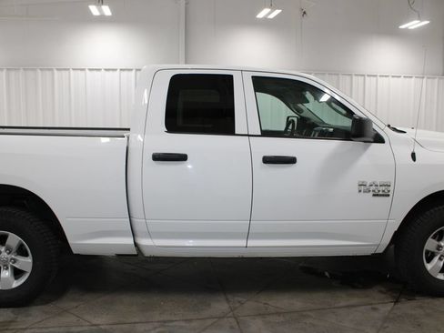 Used 2024 RAM 1500 Classic SLT AWD/4WD image 11