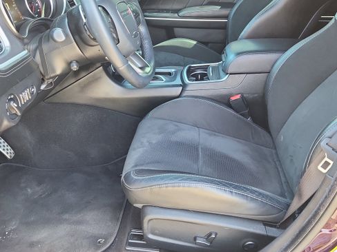 Used 2020 Dodge Charger Scat Pack RWD image 10