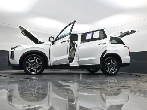 Used 2024 Hyundai Palisade Limited FWD image 40