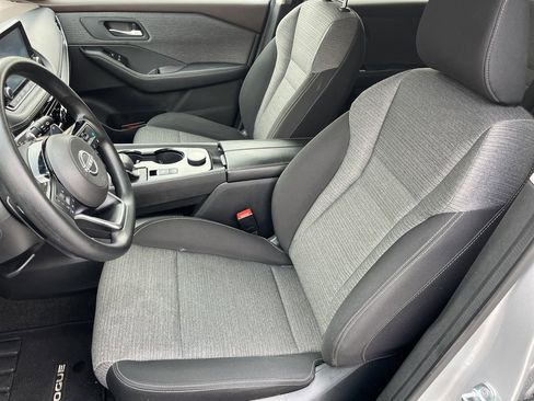 Certified 2022 Nissan Rogue SV image 15