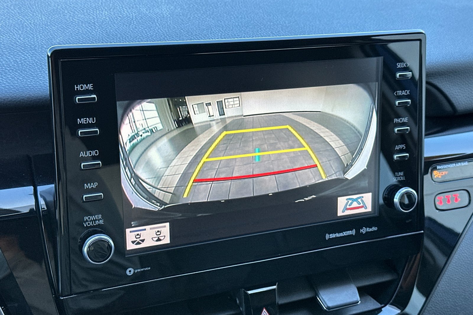 Certified 2021 Toyota Camry XLE FWD image 18