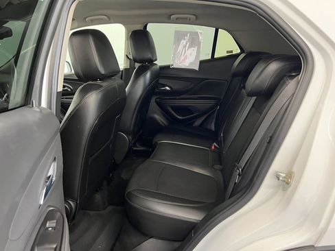 Used 2018 Buick Encore Preferred AWD/4WD image 12