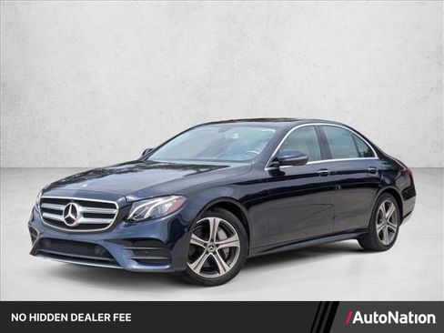 Used 2020 Mercedes-Benz E 350 4MATIC Sedan image 1