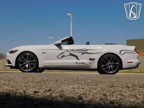 Used 2015 Ford Mustang GT Premium w/ Equipment Group 401A image 11