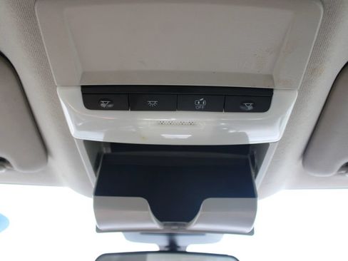 Used 2024 Nissan Sentra SV FWD image 51