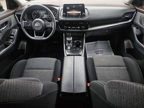 Used 2022 Nissan Rogue SV image 32