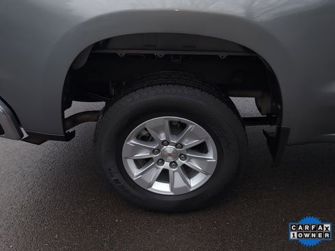 Used 2025 Chevrolet Silverado 1500 LT image 4