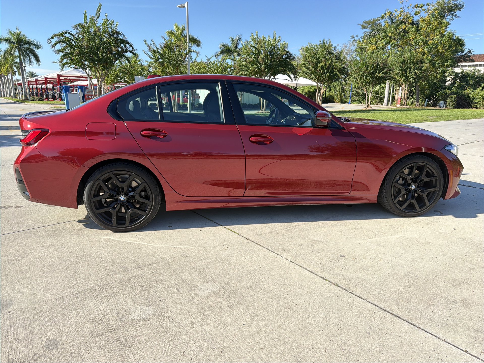 Certified 2026 BMW 330i Sedan RWD image 3