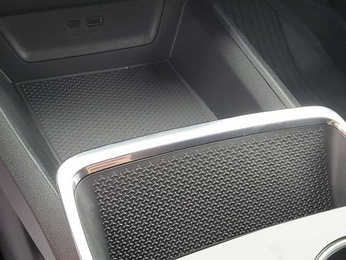 Used 2026 Chevrolet Equinox LT w/ LPO, Floor Liner Package FWD image 19