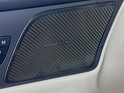 Used 2024 Volvo S60 T8 Ultimate w/ Climate Package image 19