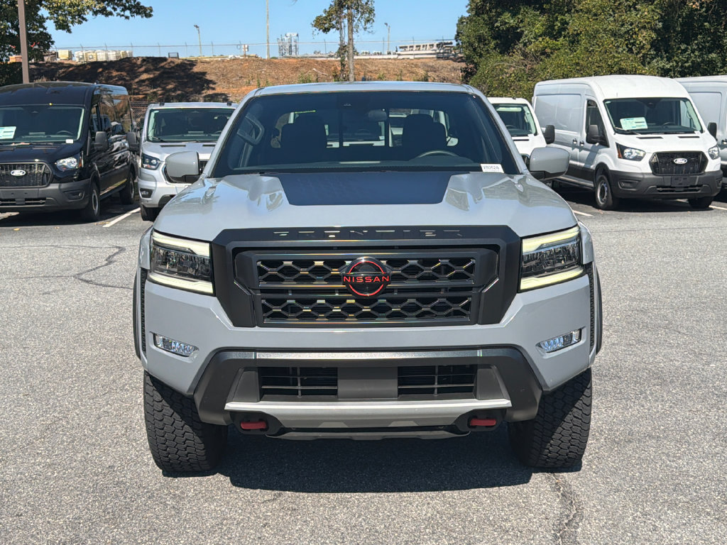 Used 2022 Nissan Frontier PRO-4X w/ Off-Road Protection Package AWD/4WD image 2