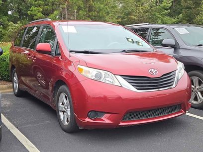 Used 2011 Toyota Sienna LE