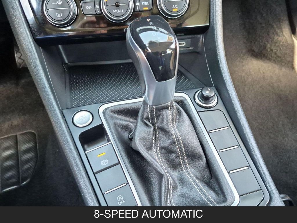 Used 2024 Volkswagen Jetta SE FWD image 20