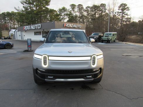 Used 2022 Rivian R1T Launch Edition image 17