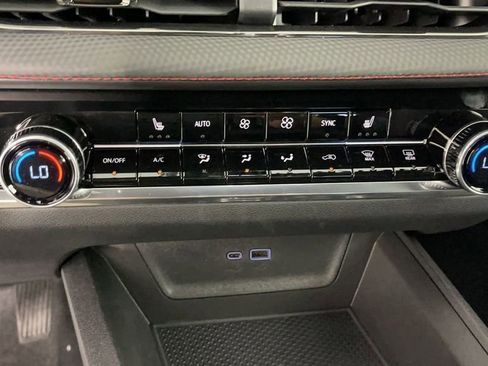 New 2025 Chevrolet Equinox RS image 20