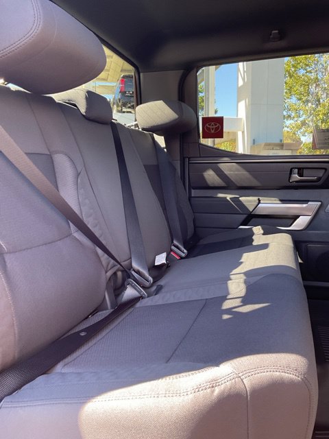 New 2026 Toyota Tundra SR5 w/ SR5 Convenience Package AWD/4WD image 15