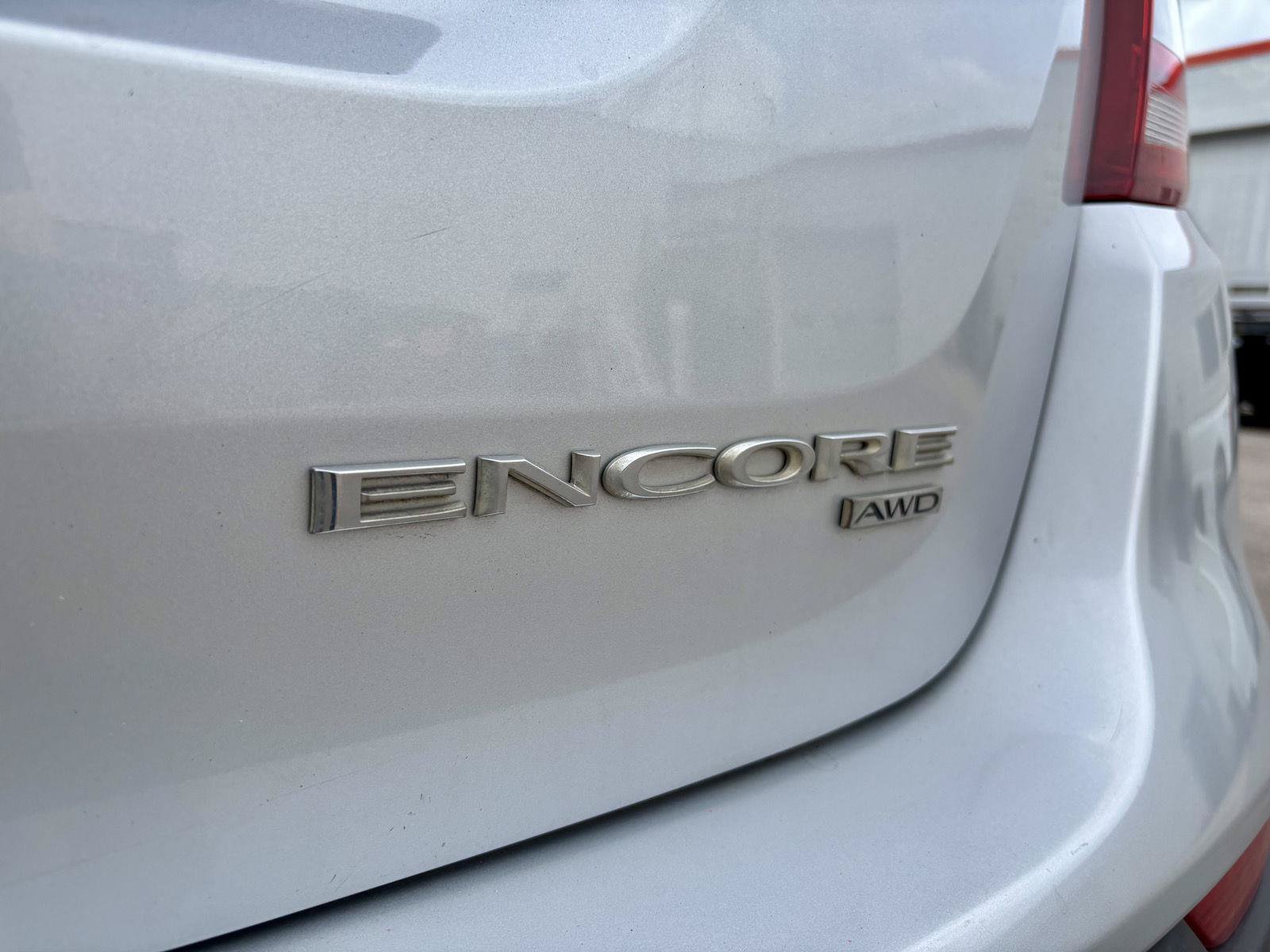 Used 2020 Buick Encore Essence AWD/4WD image 25