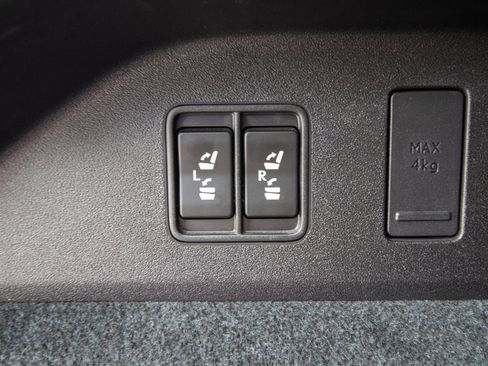 Used 2019 Lexus RX 350L FWD w/ Premium Package image 47