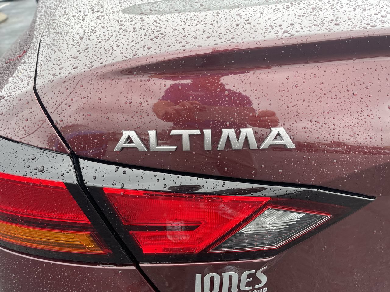 Used 2025 Nissan Altima 2.5 SV FWD image 30