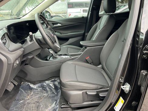 Used 2025 Buick Encore GX Preferred image 21