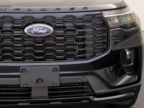 Used 2026 Ford Explorer ST-Line w/ Premium Package RWD image 5