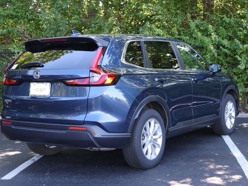 Used 2024 Honda CR-V EX image 8
