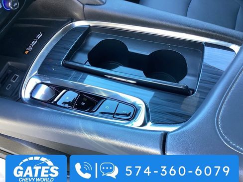 Used 2023 Buick Enclave Essence w/ Experience Buick Package AWD/4WD image 33