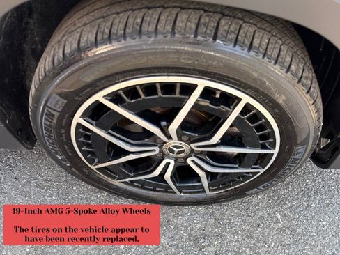 Used 2022 Mercedes-Benz EQB 300 4MATIC image 18