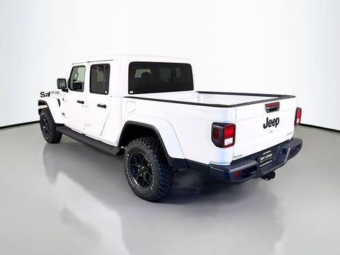 New 2025 Jeep Gladiator Sport image 5