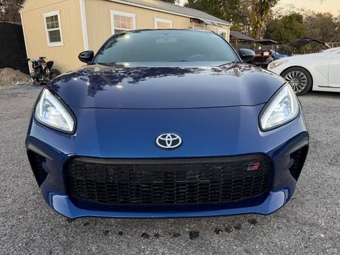 Used 2023 Toyota GR86 Premium w/ ALL Weather Mat Package (TMS) image 2