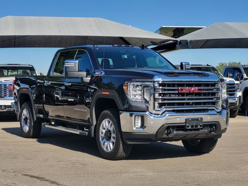 Used 2020 GMC Sierra 2500 SLT w/ SLT Premium Plus Package AWD/4WD image 3