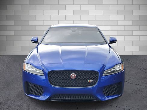 Used 2018 Jaguar XF S image 8