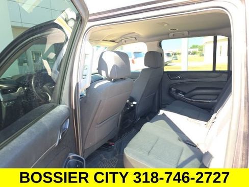 Used 2018 GMC Yukon XL SLE w/ SLE Value Package RWD image 12