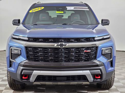 Used 2025 Chevrolet Traverse Z71 w/ Driver Confidence Package image 9