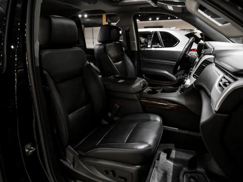 Used 2020 GMC Yukon SLT w/ Open Road Package AWD/4WD image 33