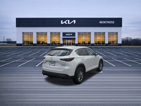 Used 2023 MAZDA CX-5 AWD 2.5 S w/ Select Package image 6