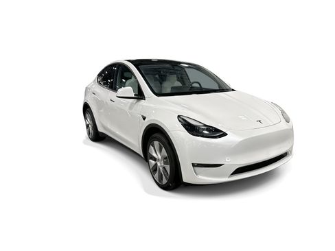 Certified 2023 Tesla Model Y Long Range AWD/4WD image 8