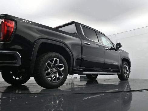 Used 2023 GMC Sierra 1500 SLT w/ SLT Premium Package AWD/4WD image 37