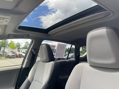 Used 2013 Toyota RAV4 XLE AWD/4WD image 24